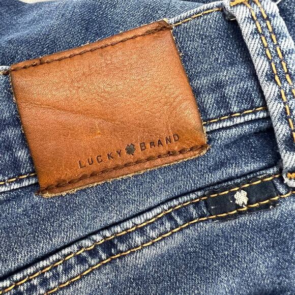 Lucky Brand Women's Charlie Skinny Jeans Size 14/32 Modern Normcore Preppy - Picture 4 of 14